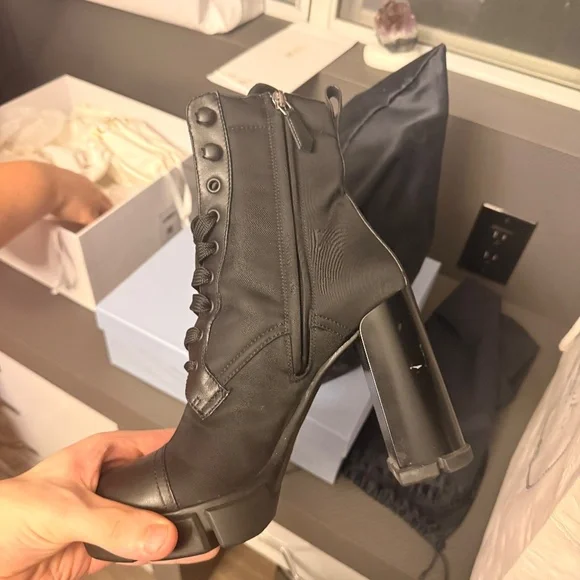 Prada boots - Picture 4 of 5
